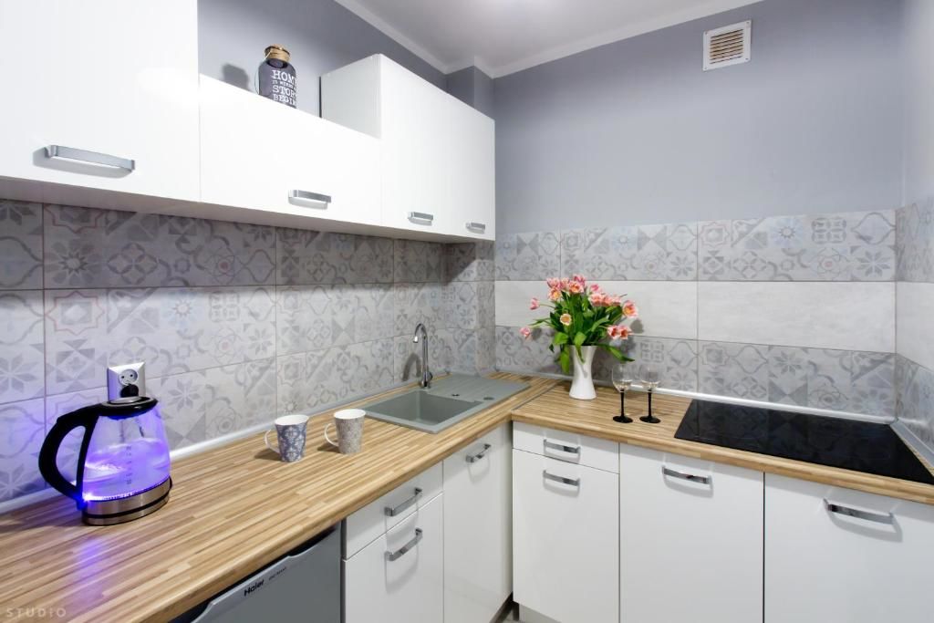 Гостевой дом ClickTheFlat Żurawia Street Apart Rooms Варшава